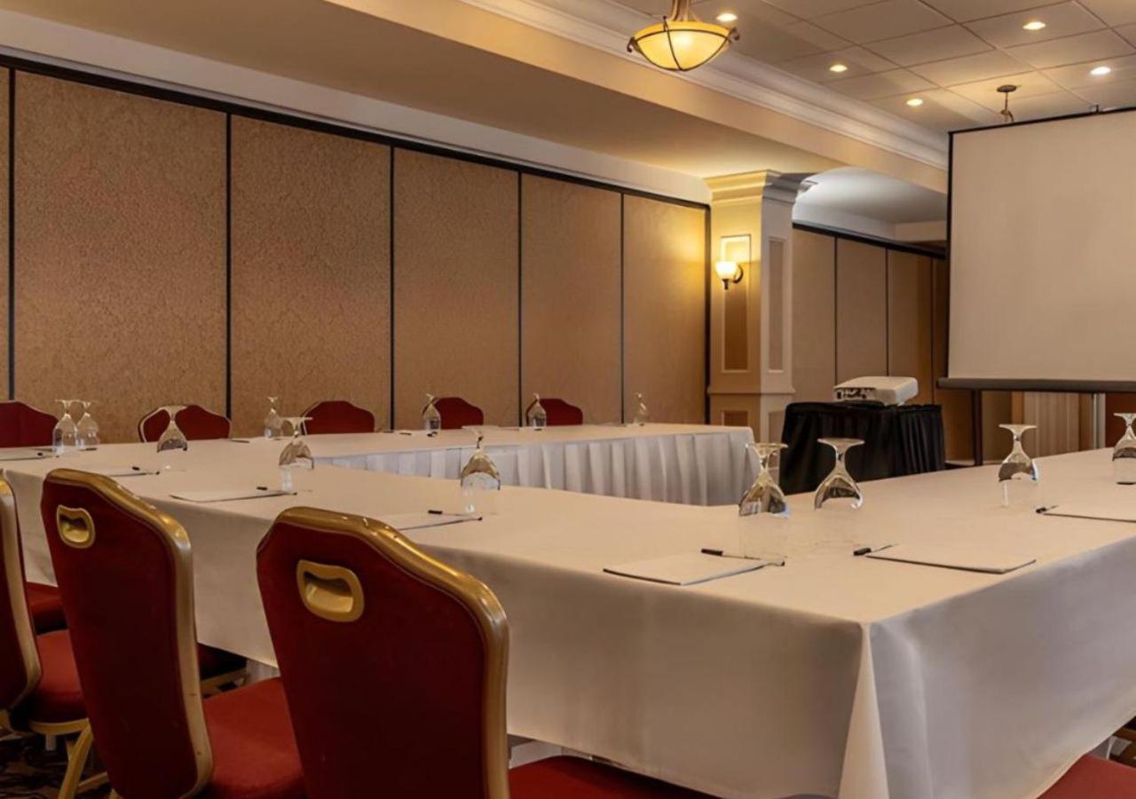 Inn On Prince Hotel And Conference Centre Truro (Adults Only) Экстерьер фото